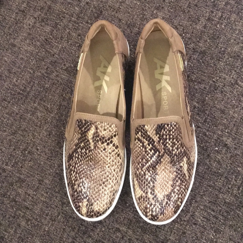 AK Sport wedge shoes, snake print